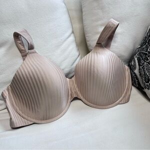 Playtex 40DD Secrets Perfectly Smooth Underwire Bra Womens Seamless TruSUPPORT